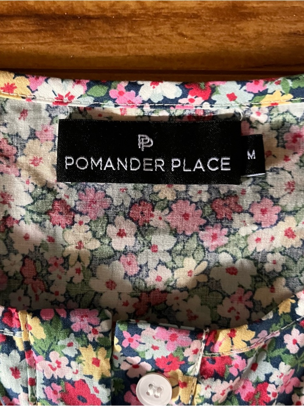 Tuckernuck Lucy Floral Shirt Dress Medium - Picture 4 of 13